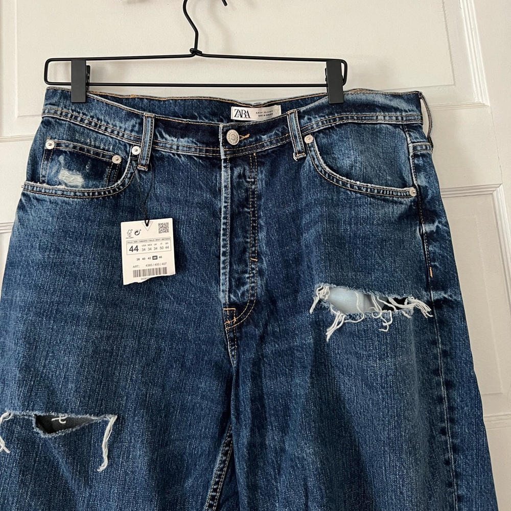 Zara | NWT Distressed Jeans - Picture 2 of 8